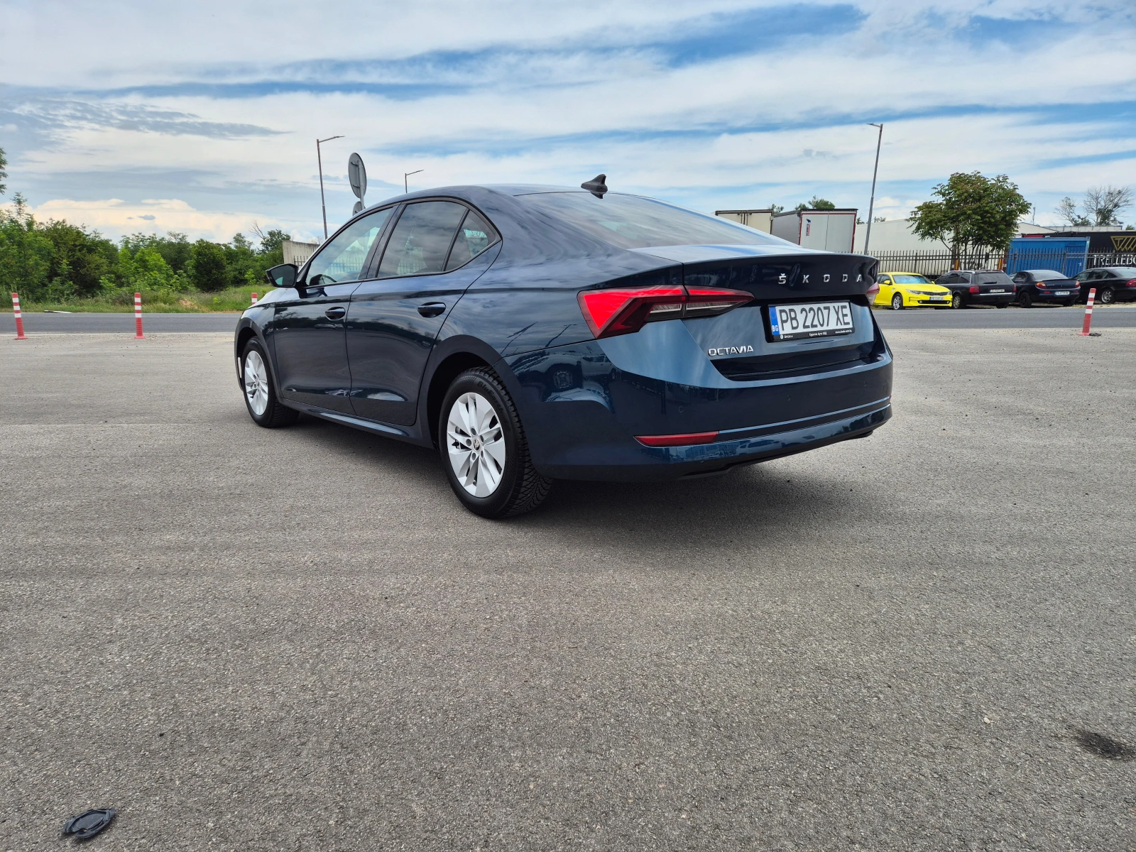 Skoda Octavia 2.0 ТDI-A/T, снимка 3 - Автомобили и джипове - 54607048