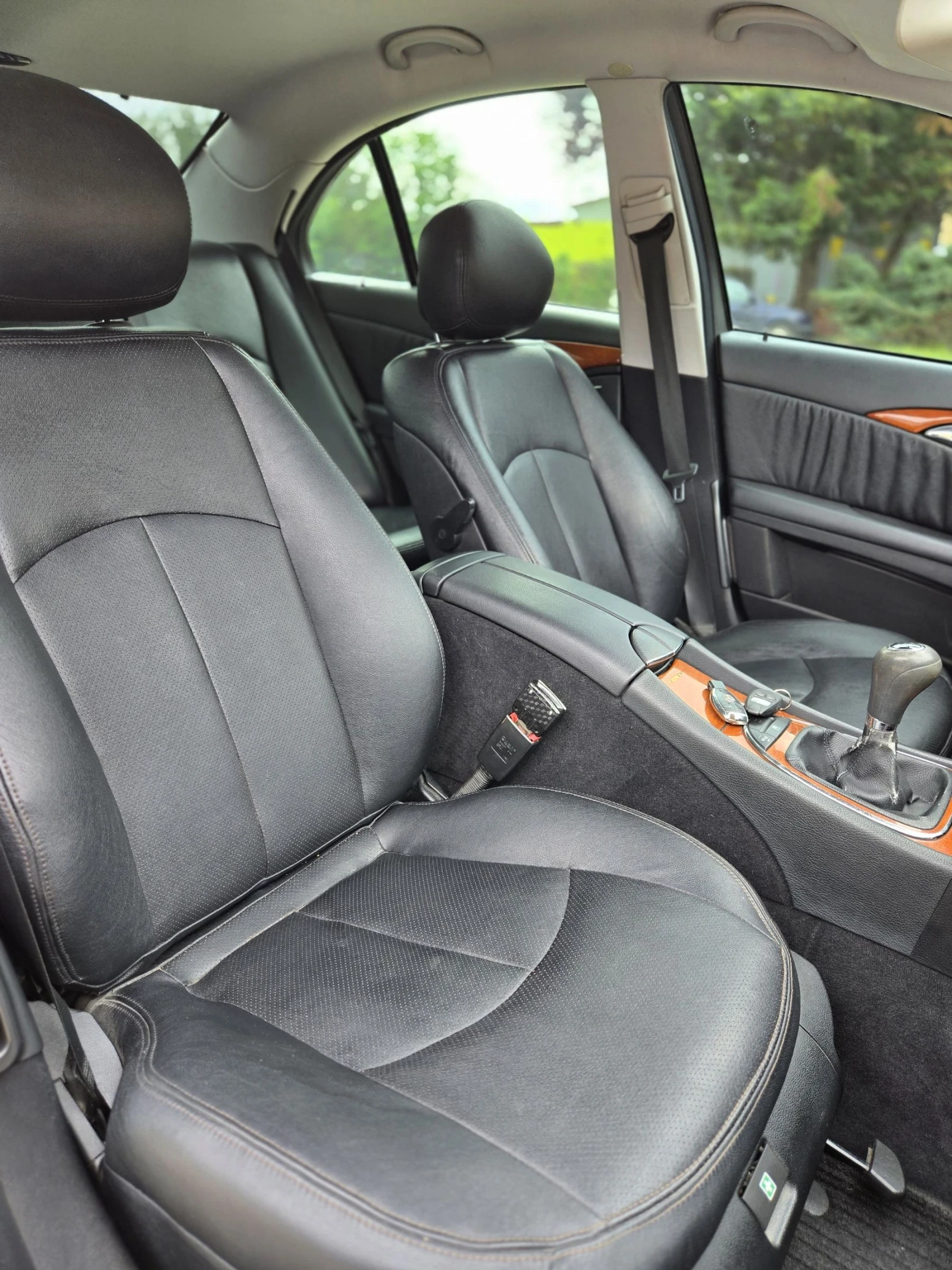Mercedes-Benz E 220 2.2 CDI FACELIFT 170HP, снимка 15 - Автомобили и джипове - 54641694
