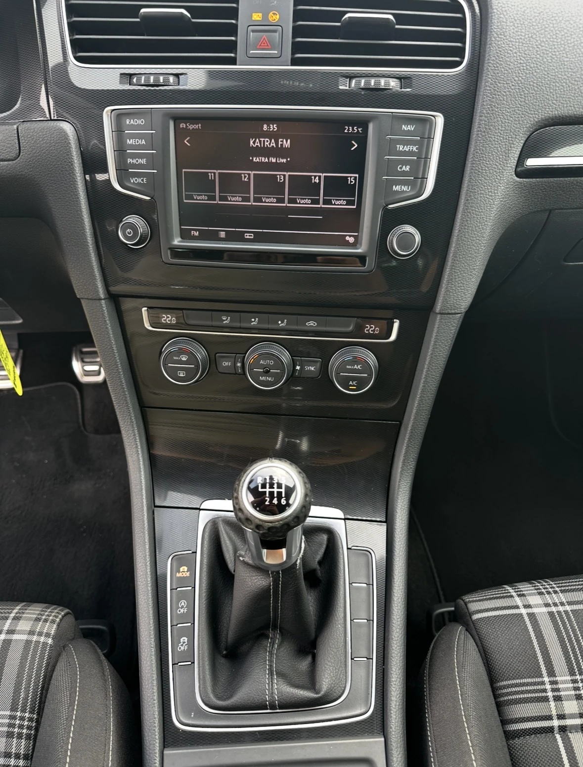 VW Golf GTD, снимка 15 - Автомобили и джипове - 54777324