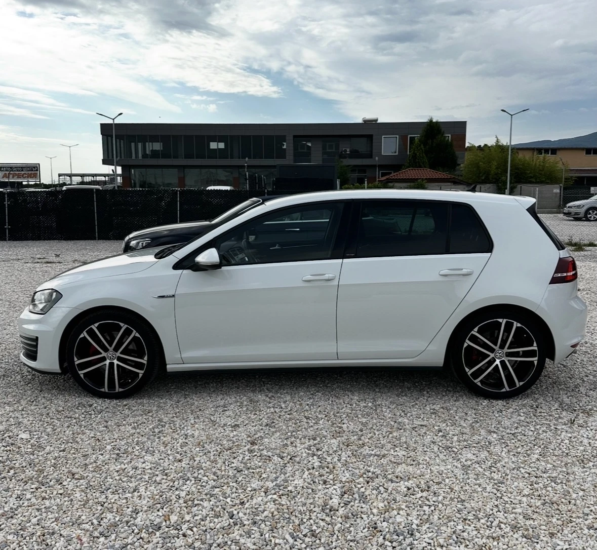 VW Golf GTD, снимка 7 - Автомобили и джипове - 54777324