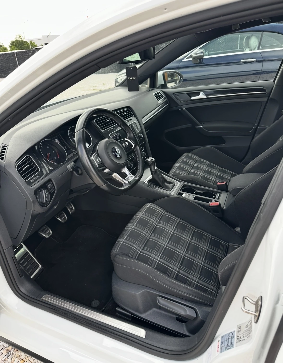 VW Golf GTD, снимка 11 - Автомобили и джипове - 54777324