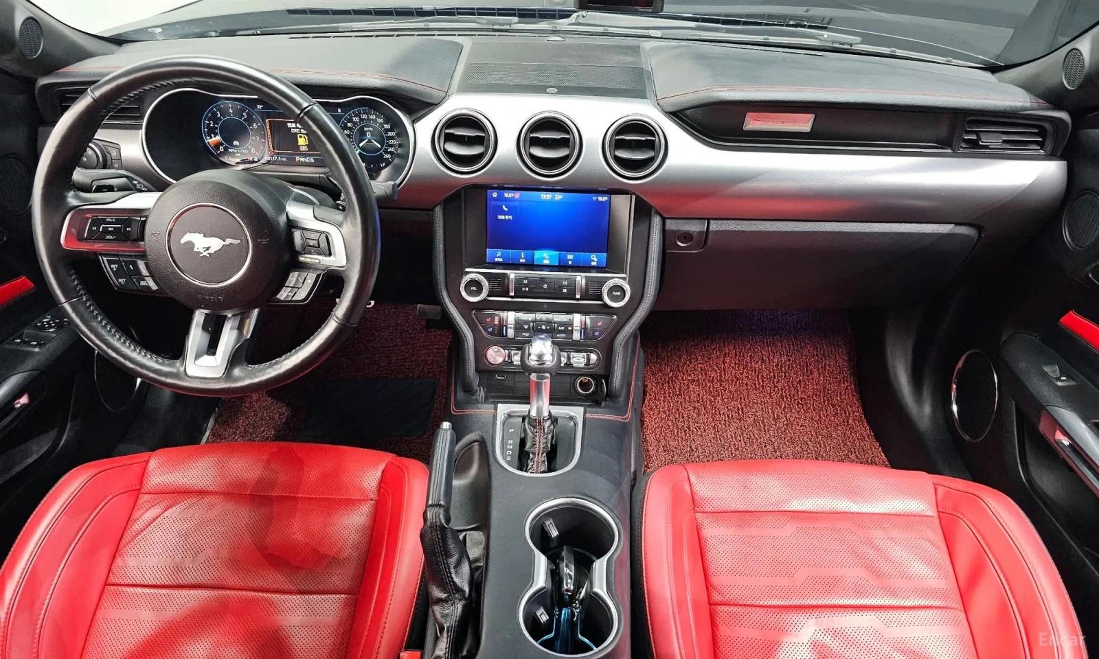 Ford Mustang, снимка 7 - Автомобили и джипове - 54783371