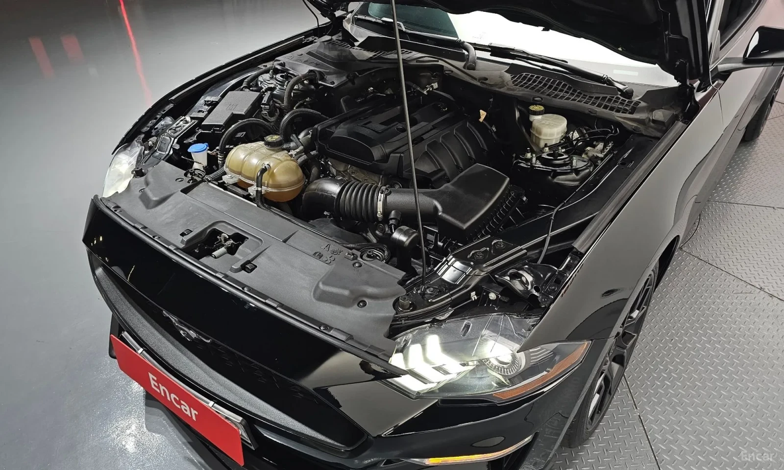 Ford Mustang, снимка 6 - Автомобили и джипове - 54783371