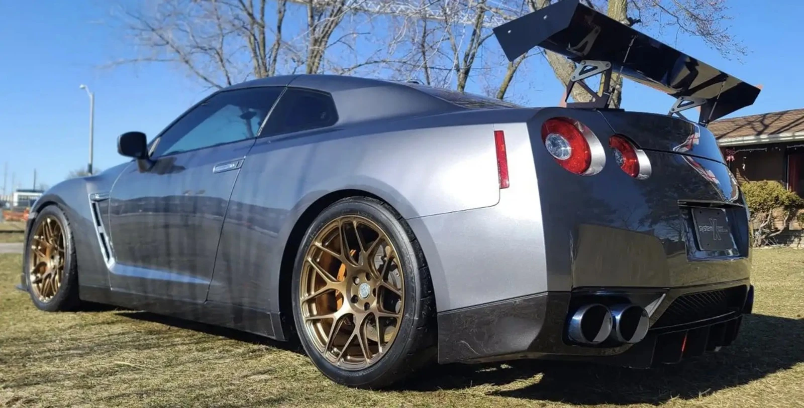 Nissan Gt-r Premium * AвтоКредит * (ЦЕНА ДО БГ), снимка 4 - Автомобили и джипове - 55139315