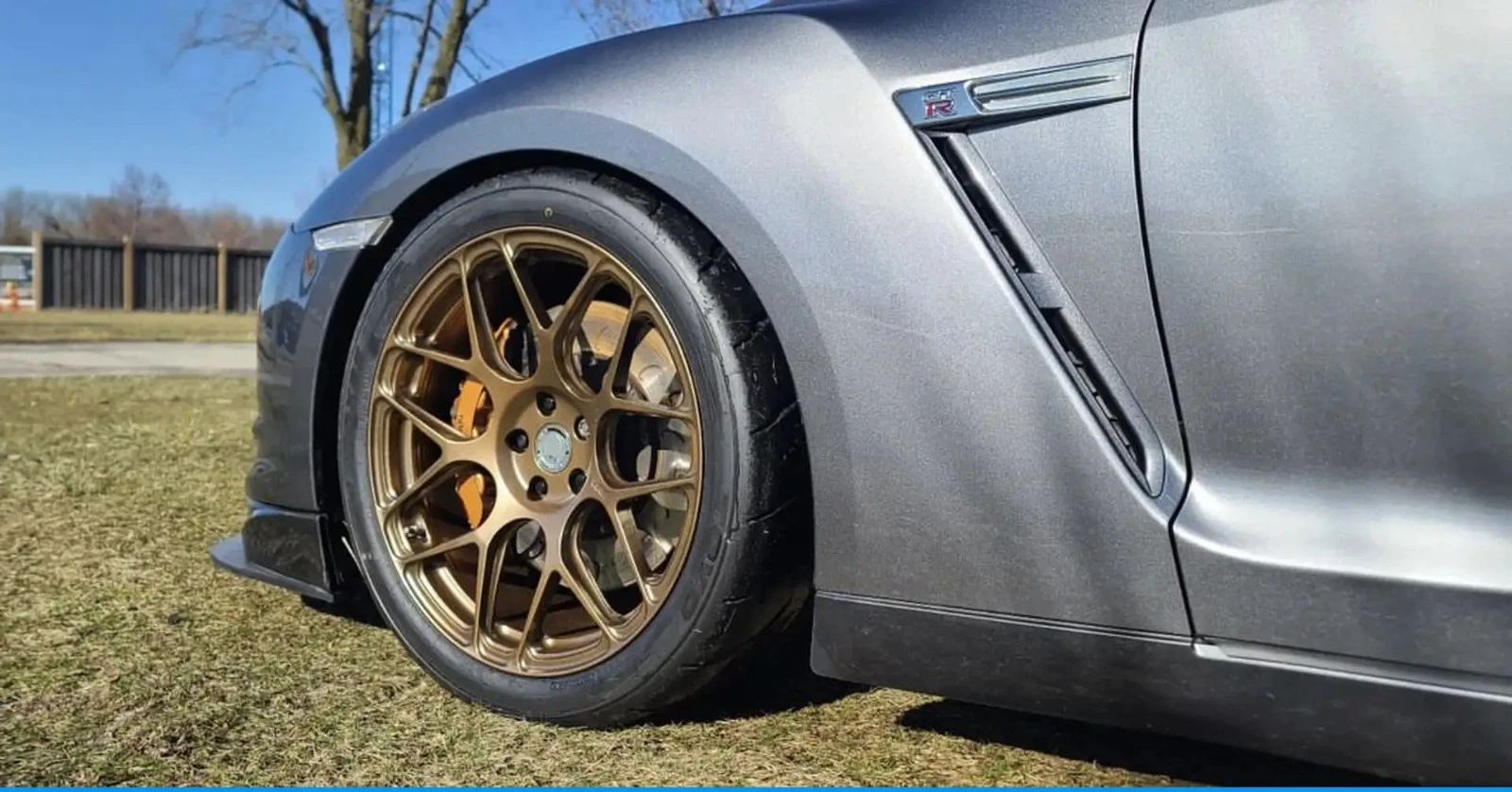 Nissan Gt-r Premium * AвтоКредит * (ЦЕНА ДО БГ), снимка 3 - Автомобили и джипове - 55139315