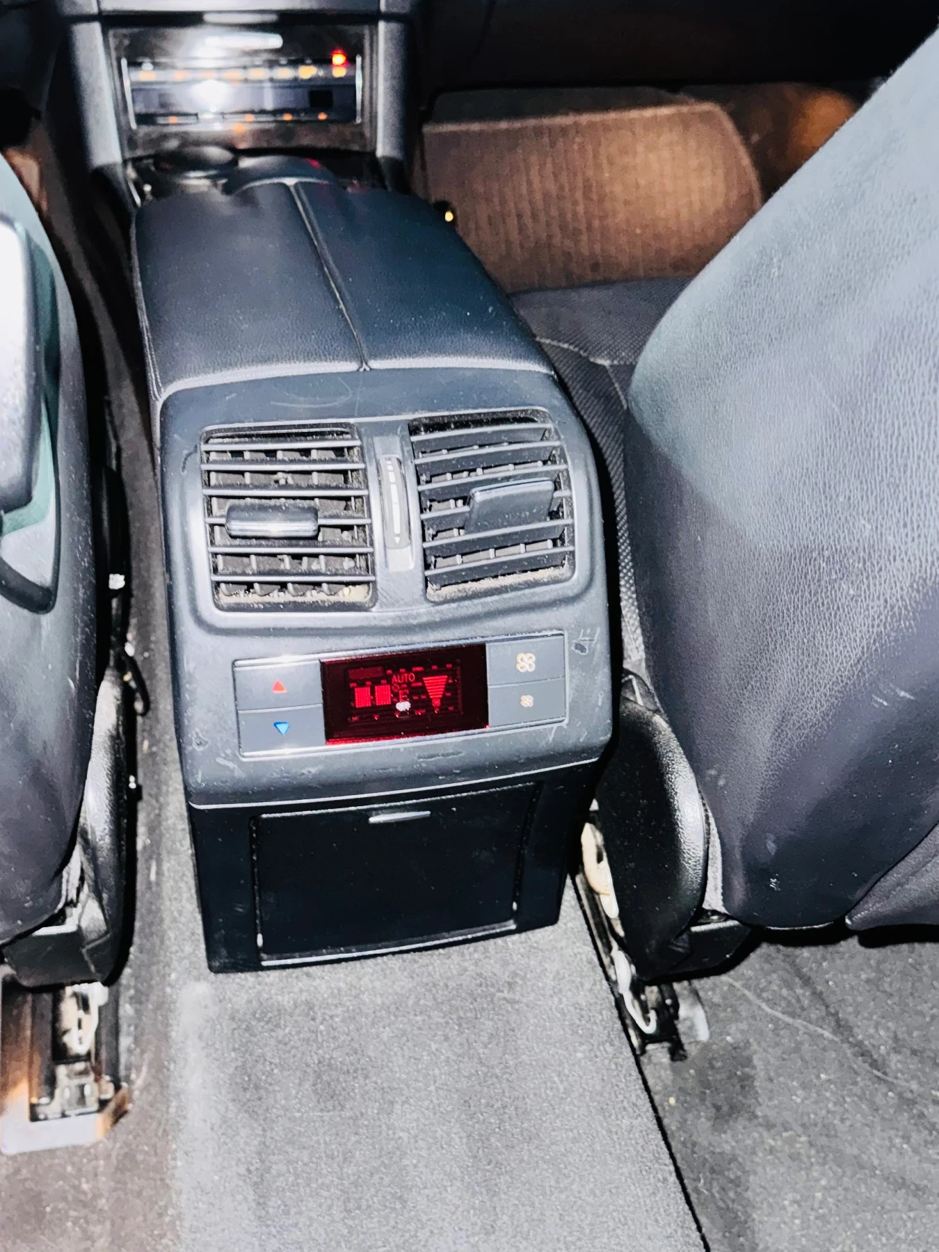 Mercedes-Benz E 350 E350 CDI, снимка 6 - Автомобили и джипове - 55419386