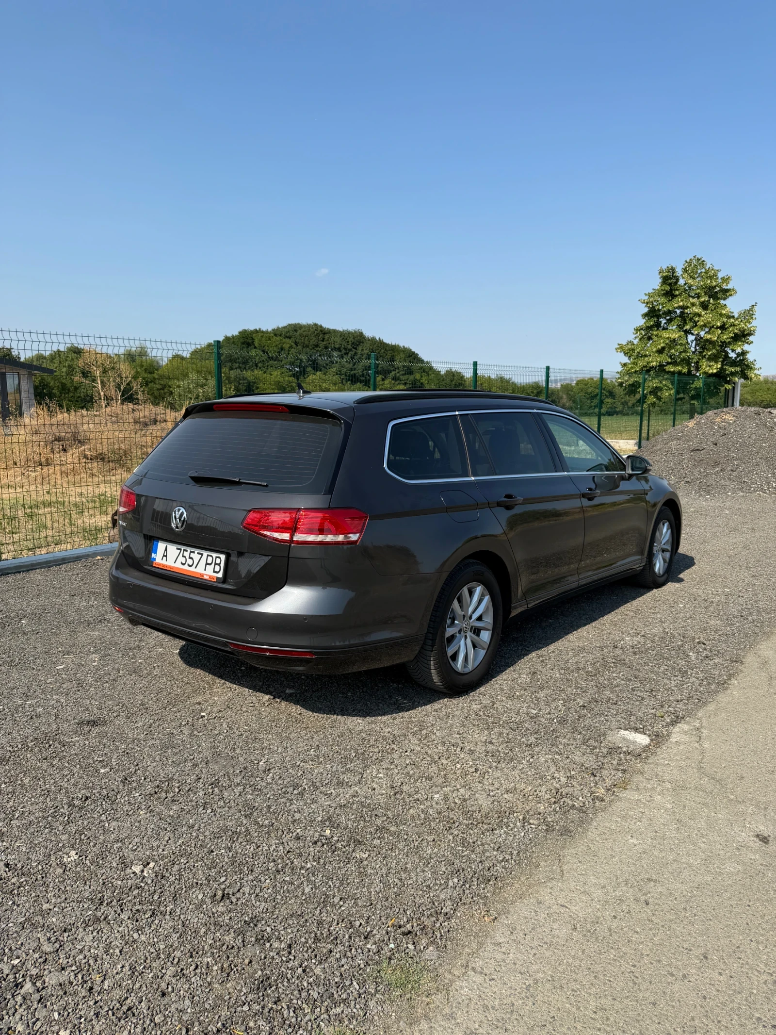 VW Passat Пълна дигитална сервизна история VW + Реални км!, снимка 7 - Автомобили и джипове - 55428196