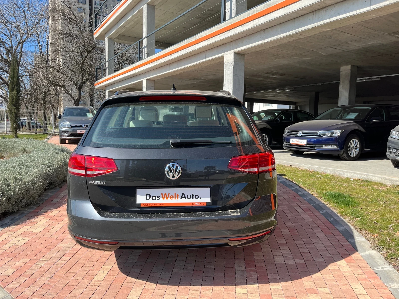 VW Passat 2.0 TDI DSG | PANORAMA | ACC | DAS WELTAUTO, снимка 4 - Автомобили и джипове - 55793492
