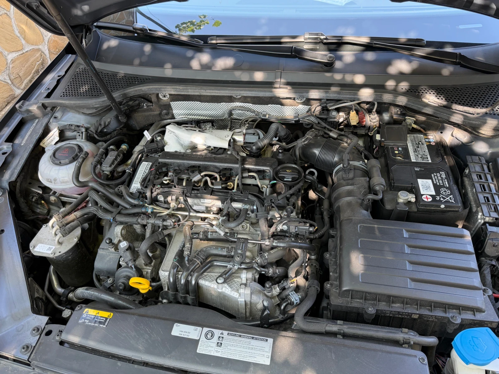 VW Passat Пълна дигитална сервизна история VW + Реални км!, снимка 17 - Автомобили и джипове - 55428196