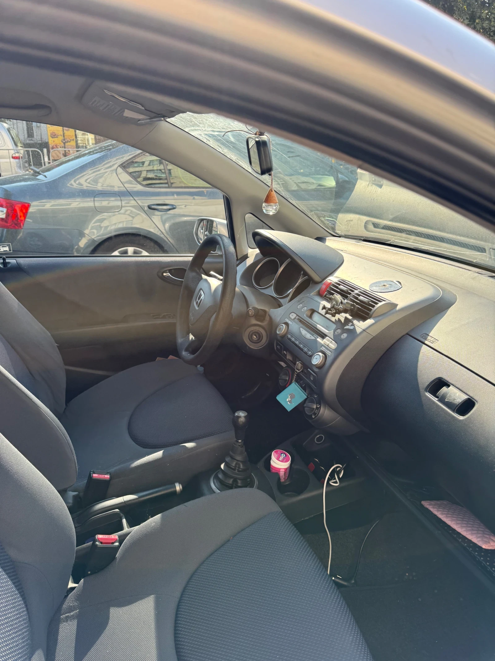 Honda Jazz, снимка 4 - Автомобили и джипове - 55500943