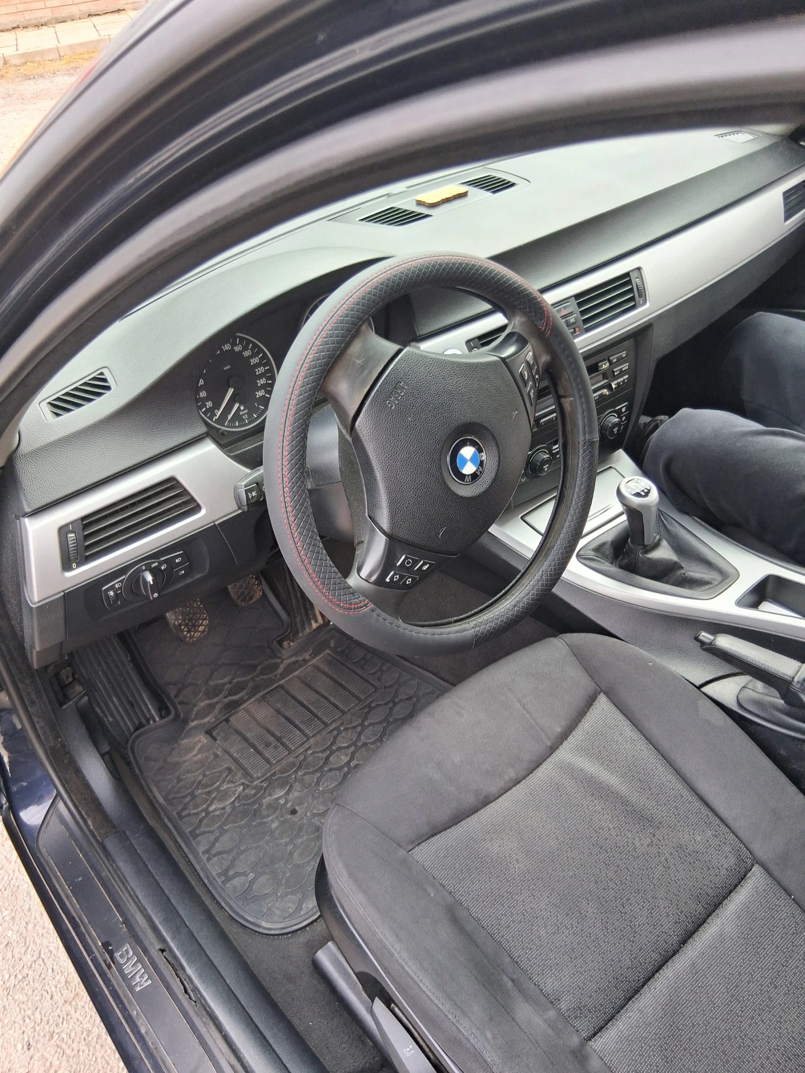 BMW 320 320 TDI 163k.c., снимка 6 - Автомобили и джипове - 55685530