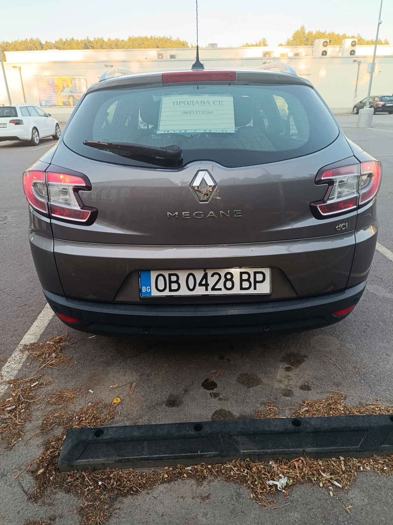 Renault Megane 1.5 DCI, снимка 5 - Автомобили и джипове - 55753740