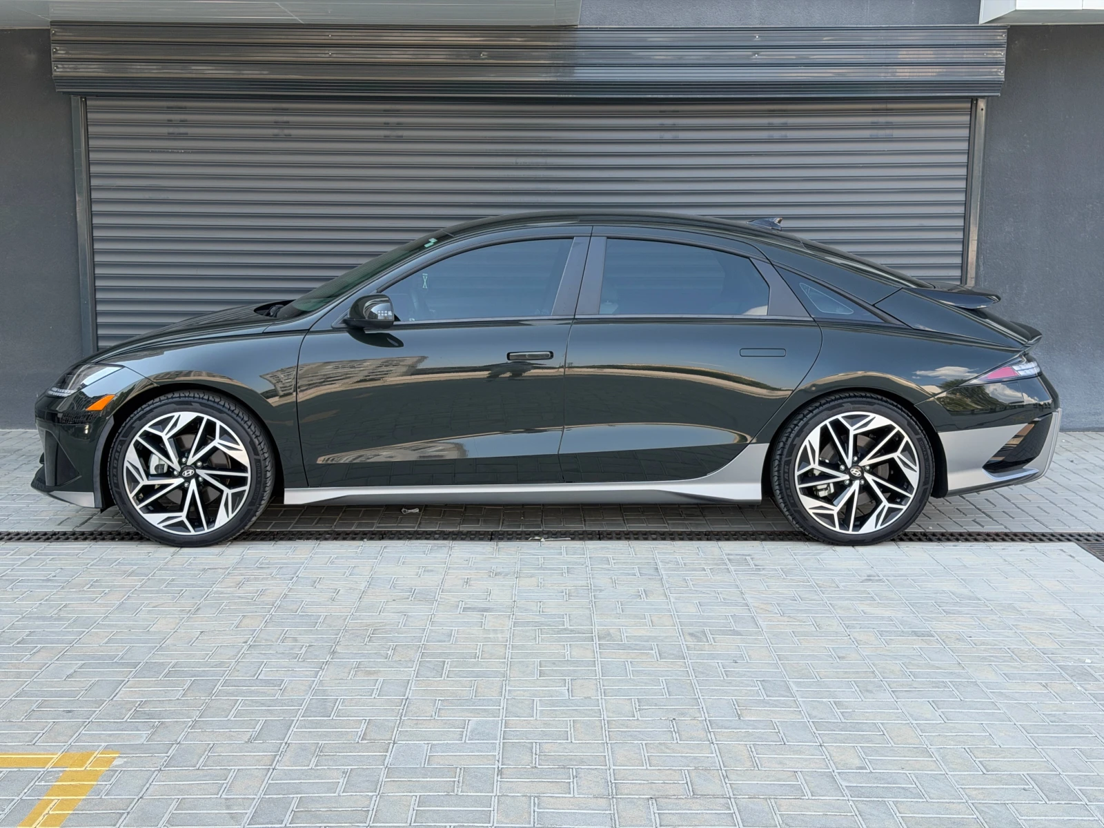 Hyundai Ioniq 6, снимка 5 - Автомобили и джипове - 55993340