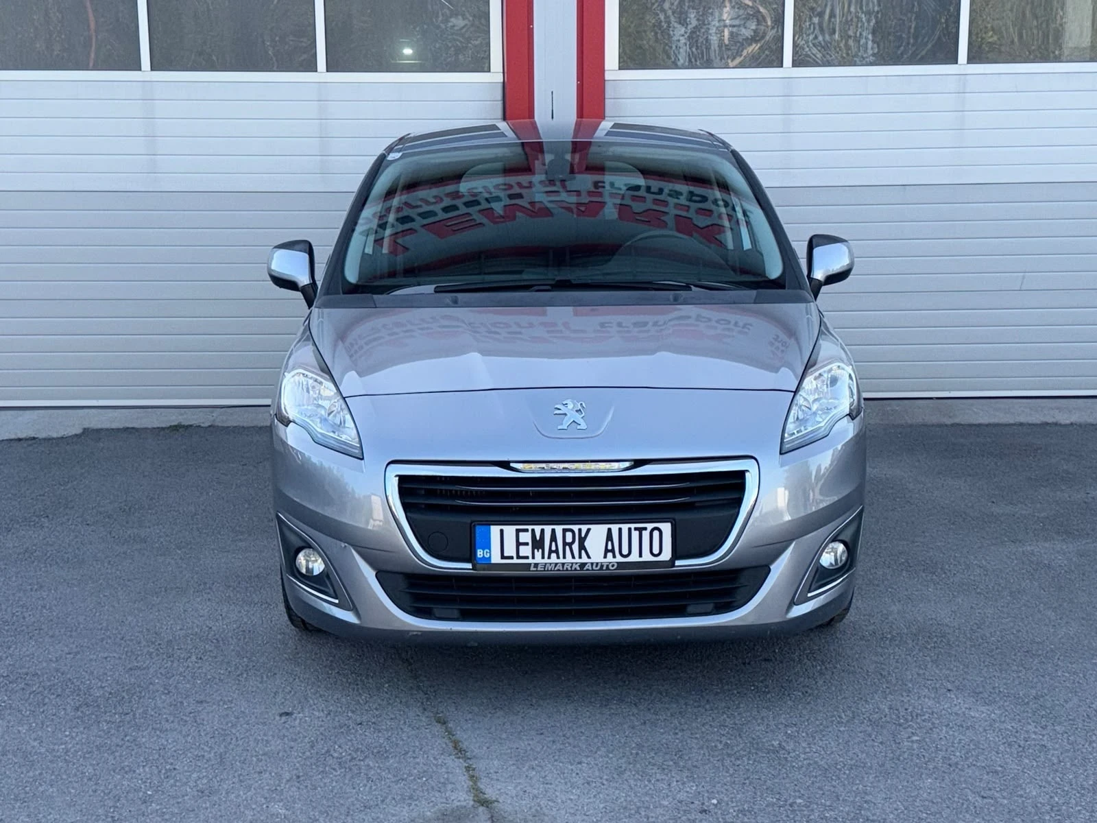 Peugeot 5008 1.6HDI AUTOMATIK NAVI KAMERA 7-МЕСТНА EVRO 5B!!!