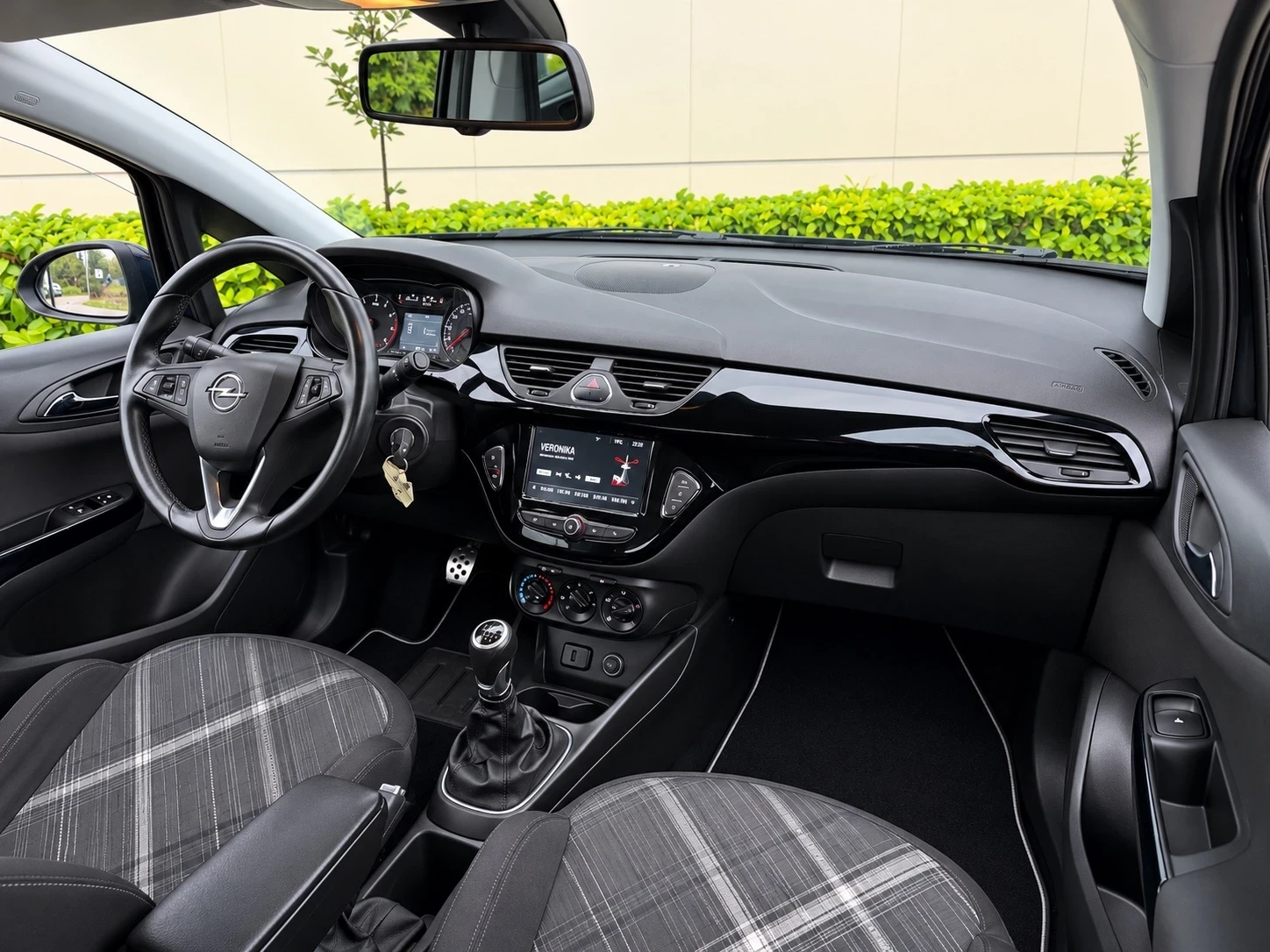 Opel Corsa | Е | 1.4 Turbo | 100 к.с | 2017 г. , снимка 8 - Автомобили и джипове - 56713899