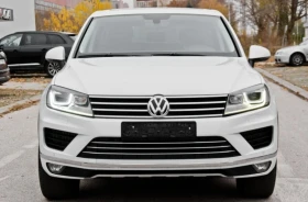 VW Touareg 3.0 R-line, снимка 2