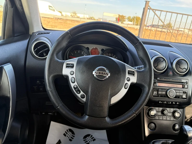 Nissan Qashqai, снимка 8 - Автомобили и джипове - 47452164