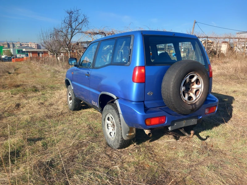 Nissan Terrano 4x4 бензин , снимка 2 - Автомобили и джипове - 48561993