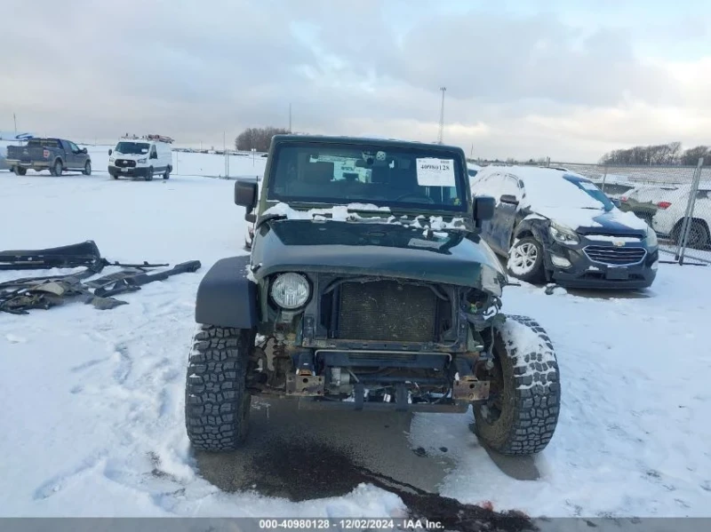 Jeep Wrangler, снимка 2 - Автомобили и джипове - 48809232