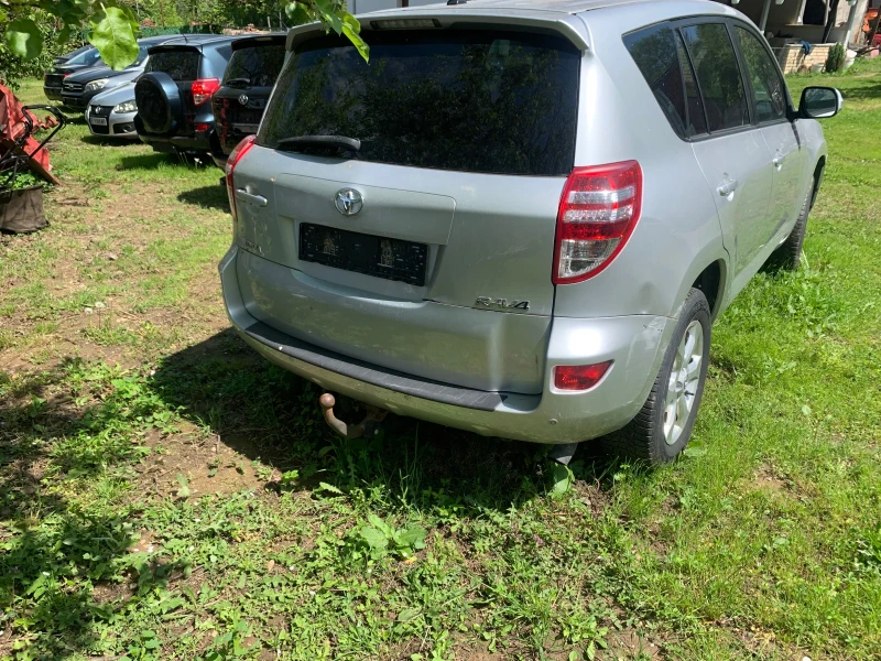 Toyota Rav4 D4D 150 к.с. дизел ръчка , снимка 3 - Автомобили и джипове - 52371203
