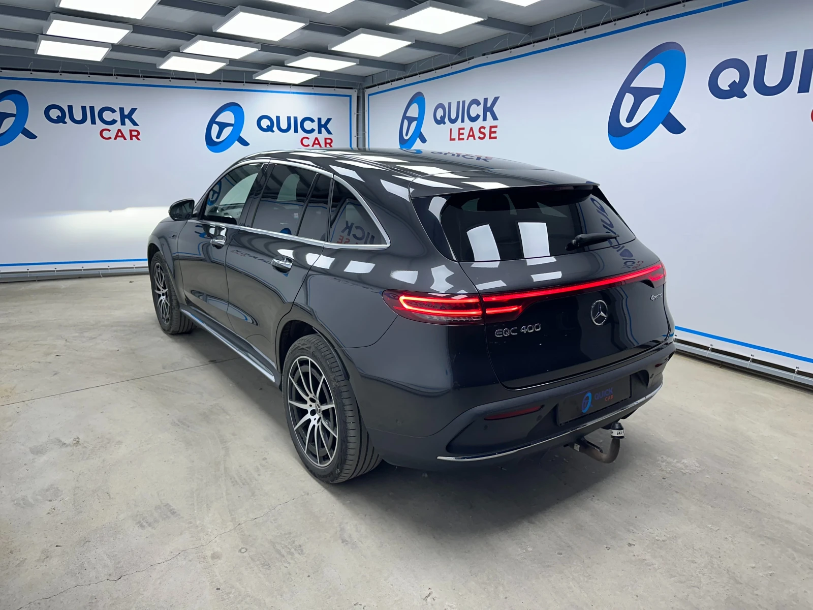 Mercedes-Benz EQC  400* AMG LINE-4Matic - изображение 4