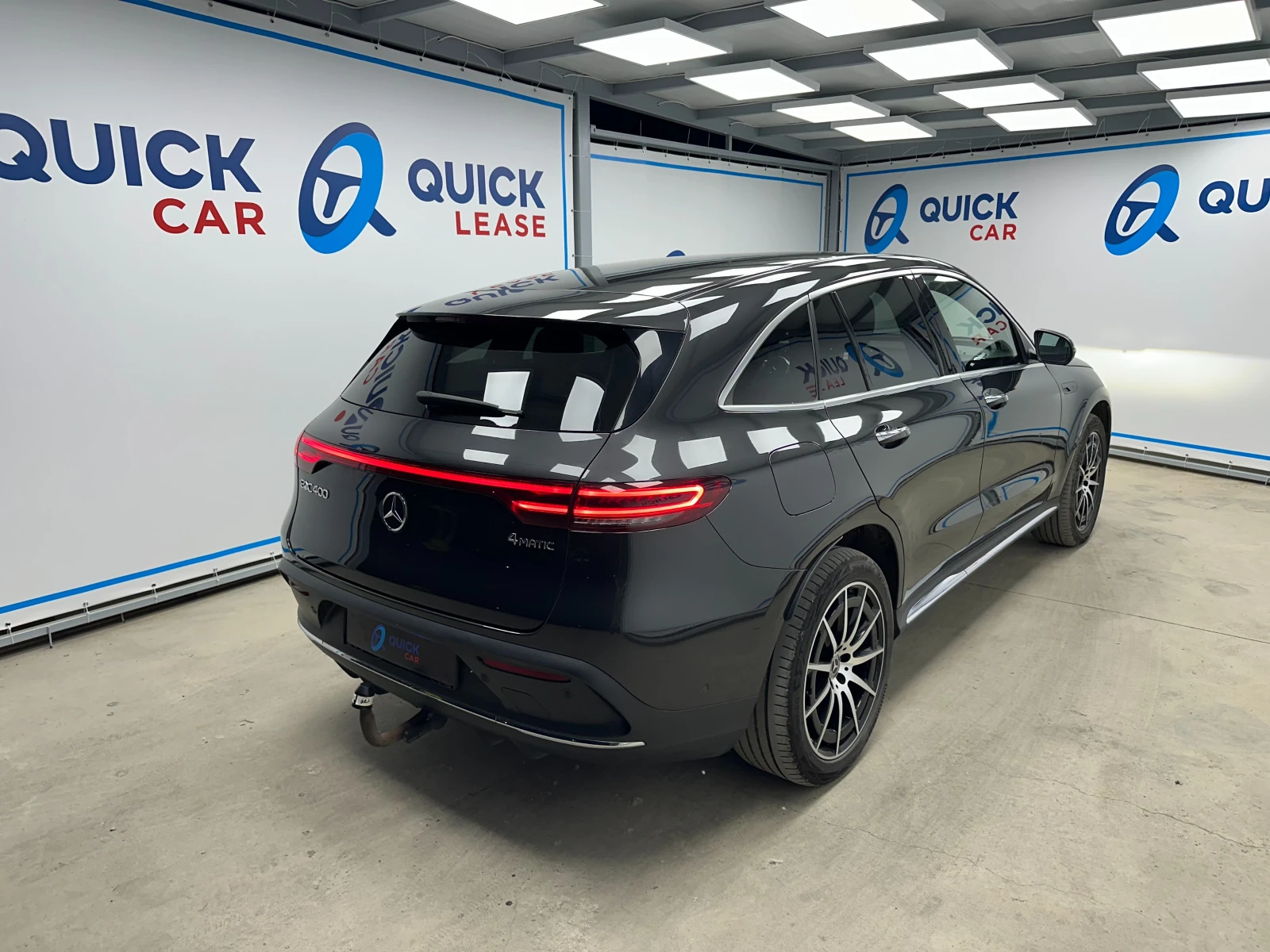 Mercedes-Benz EQC  400* AMG LINE-4Matic - изображение 6