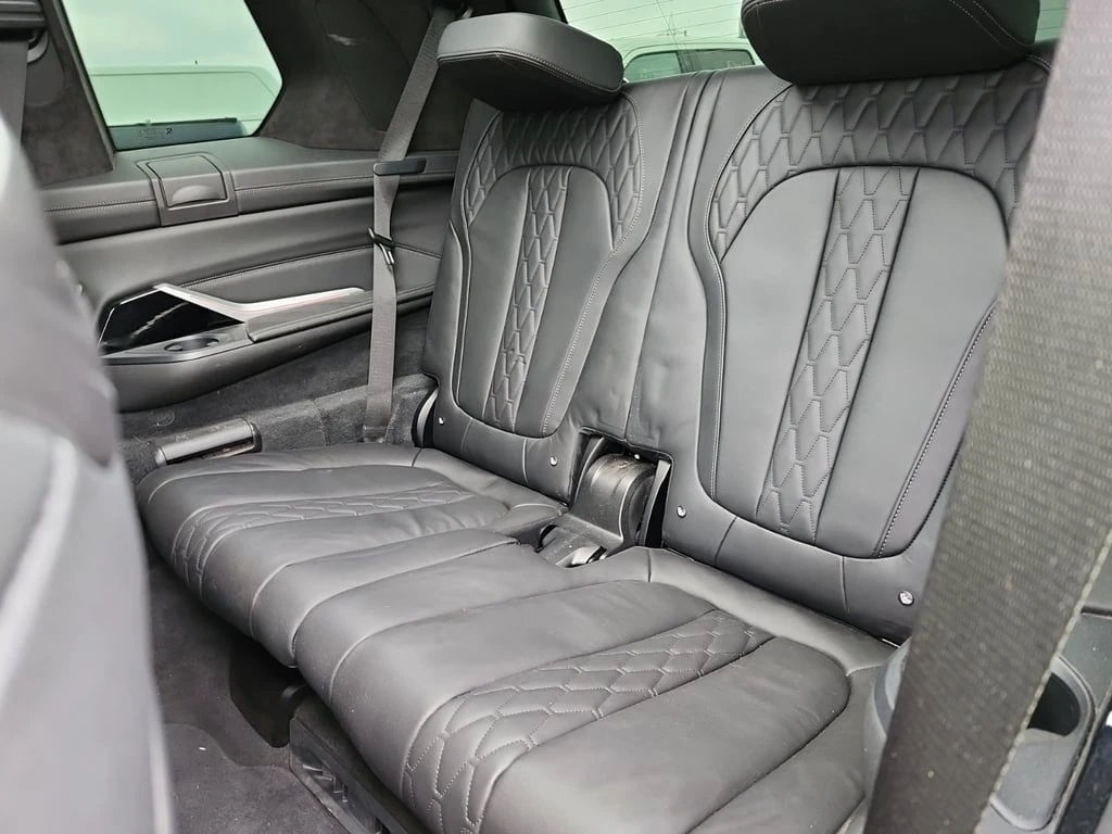 BMW X7 * M50I * CARFAX *    | Mobile.bg   14