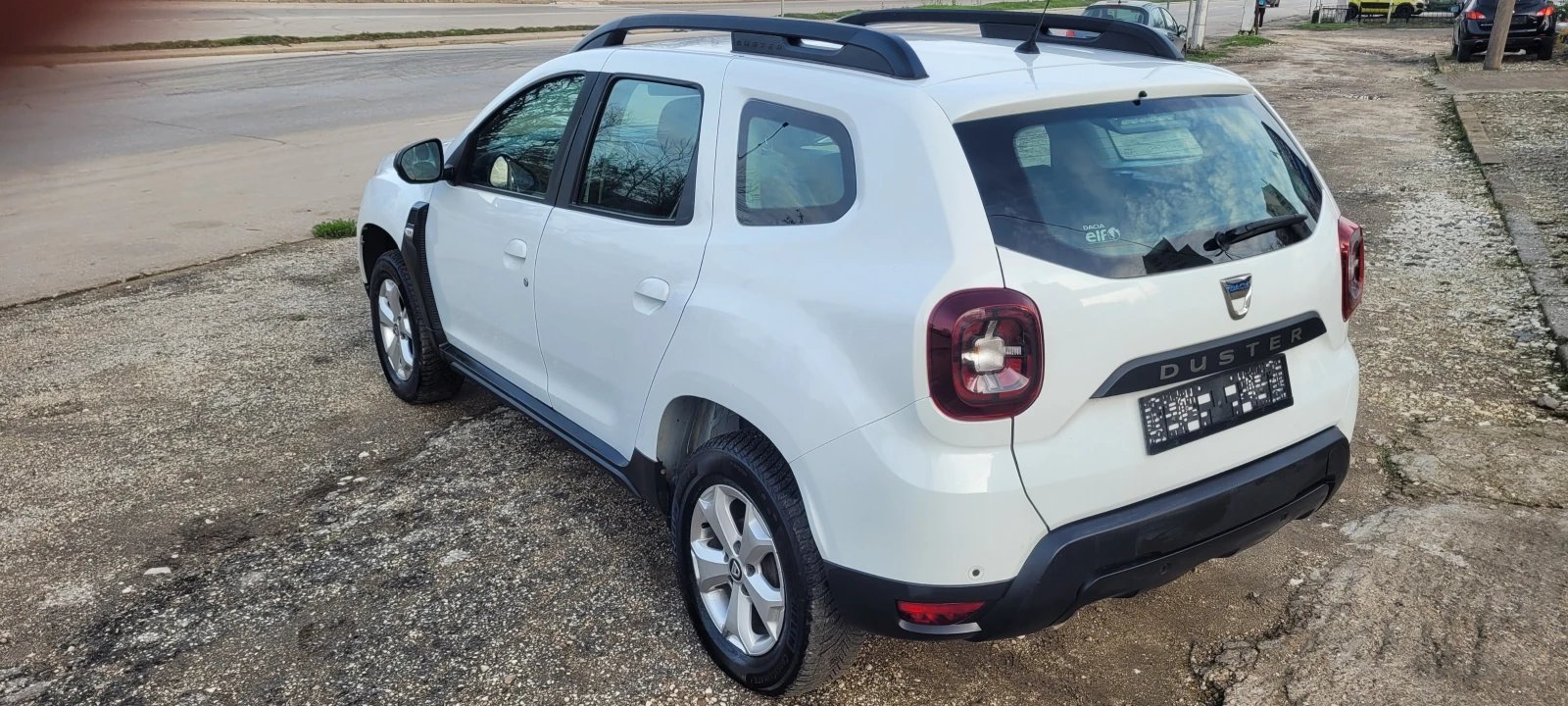 Dacia Duster 1.5DCI NAVI - изображение 7