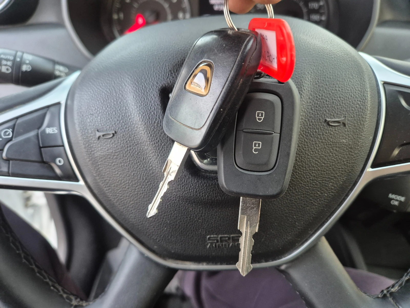 Dacia Duster 1.5DCI NAVI | Mobile.bg � ����������� 16