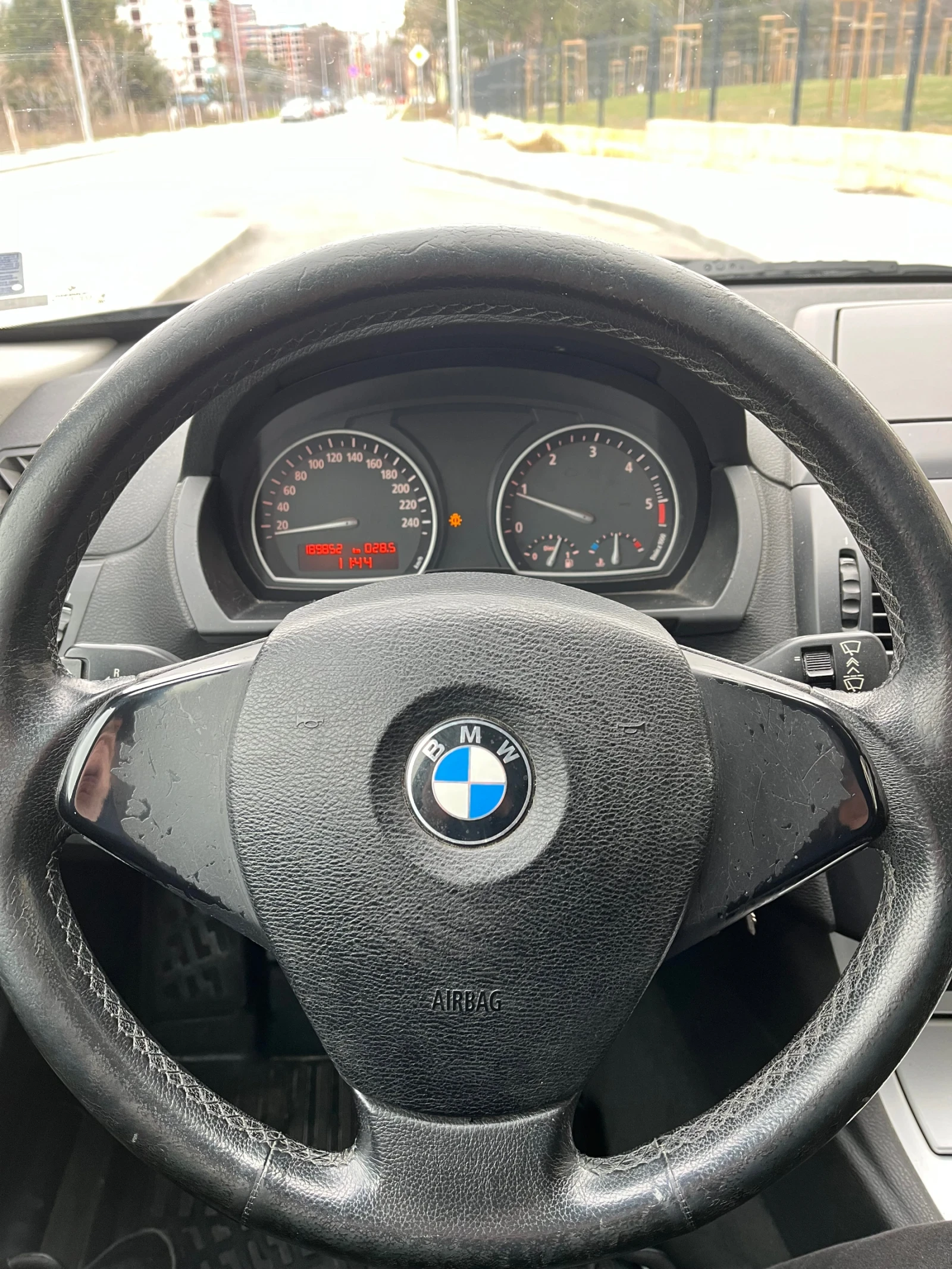 BMW X3 2.0 - изображение 8