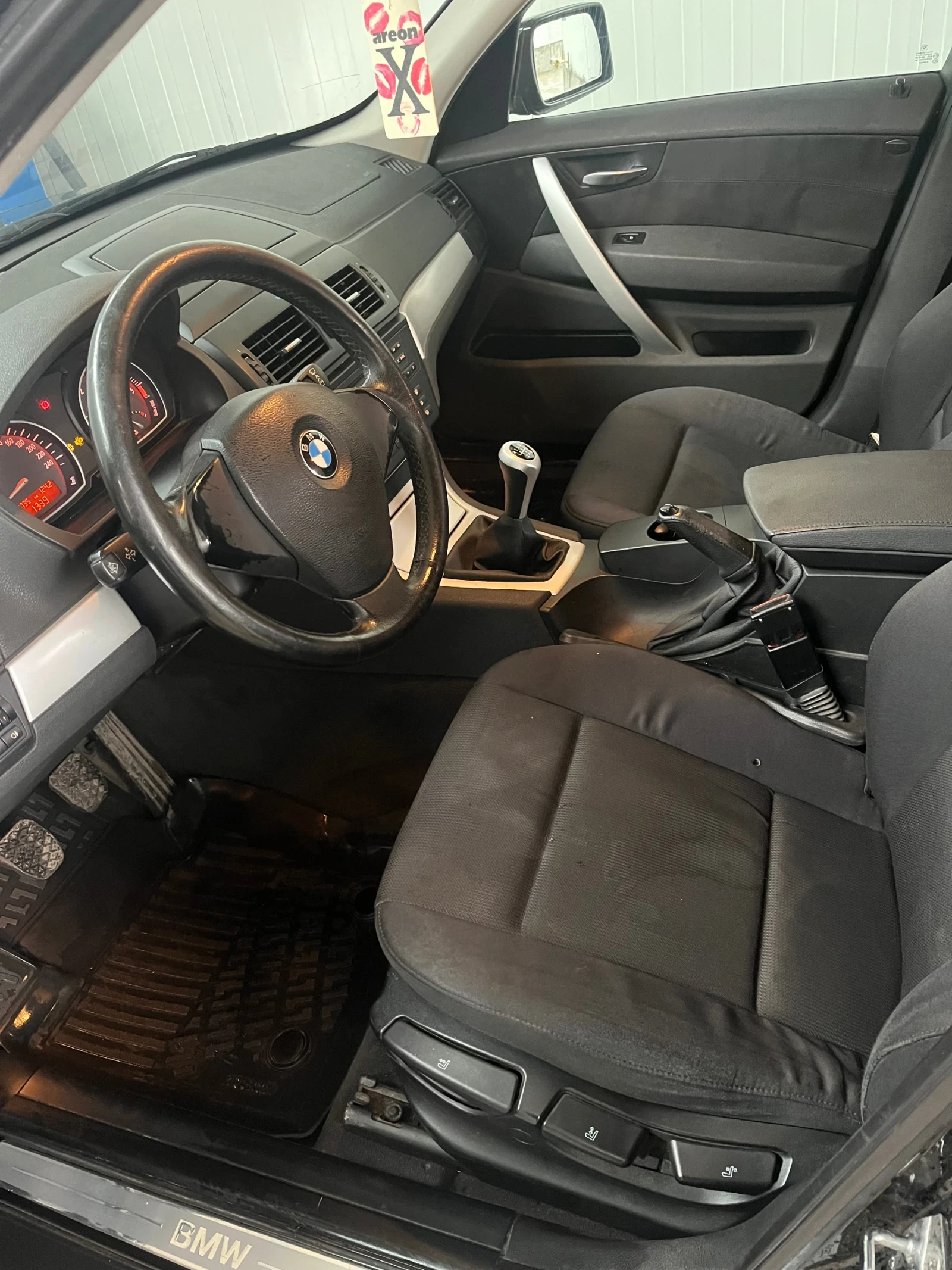 BMW X3 2.0 - изображение 6
