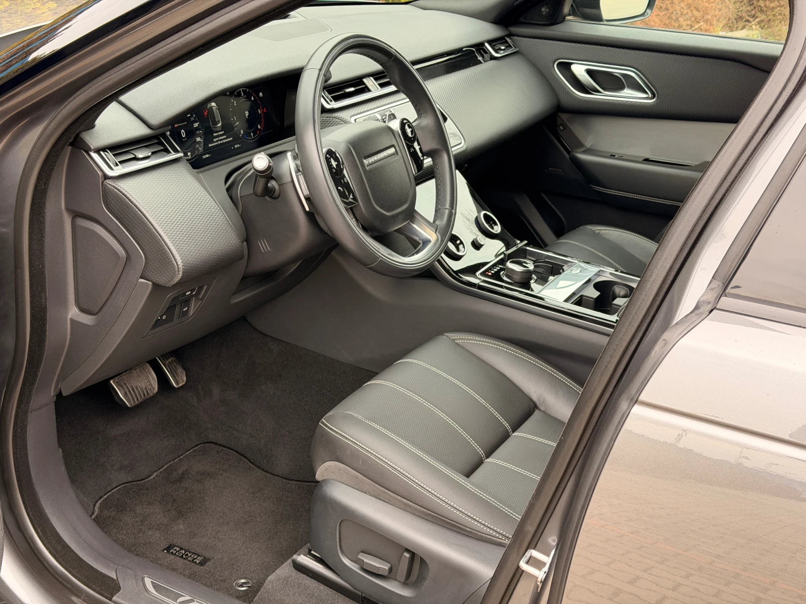 Land Rover Range Rover Velar 3.0D-300KC-R-DAYNAMIC-AWD-4X4-����-������-������ | Mobile.bg � ����������� 10
