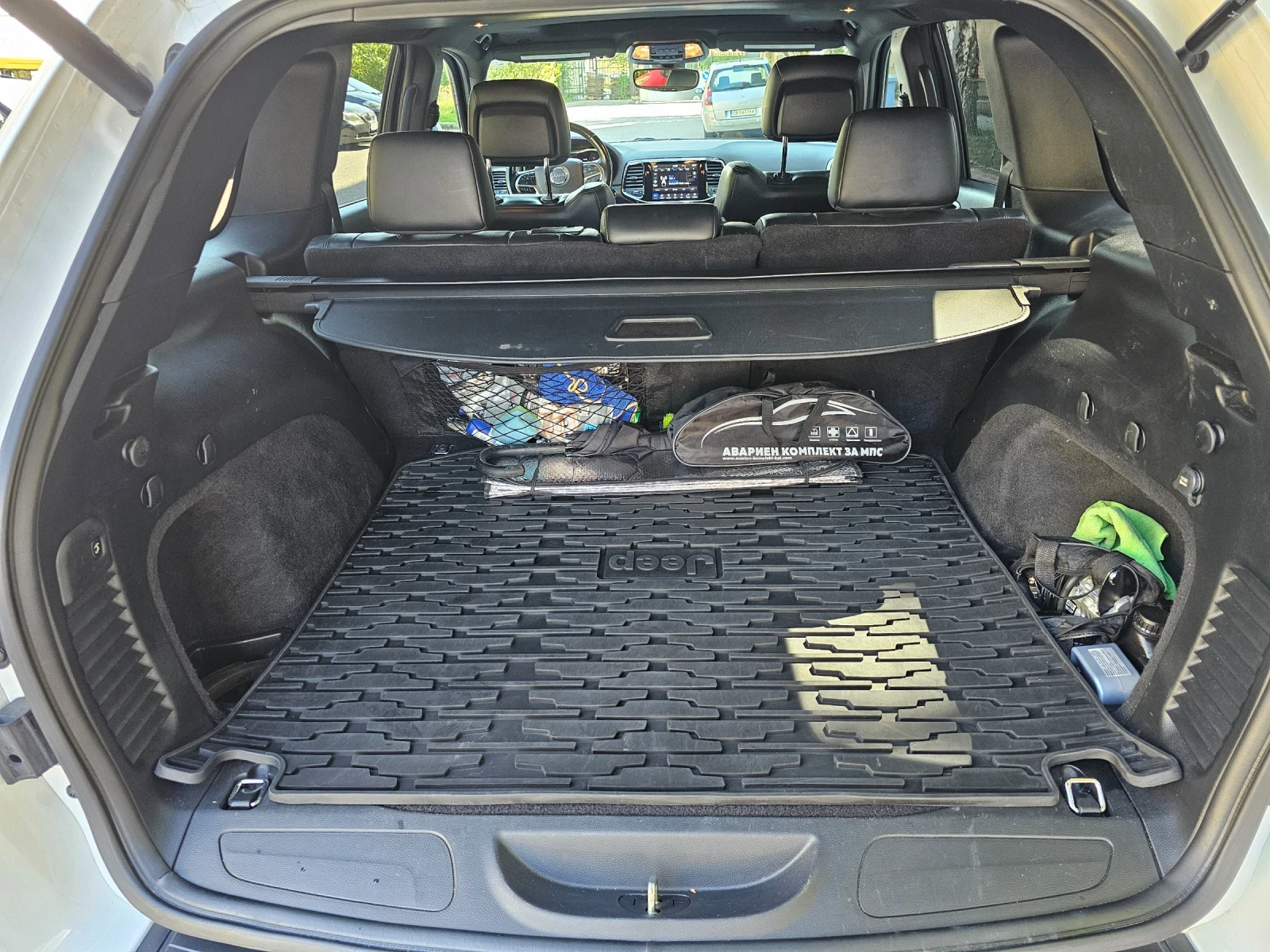 Jeep Grand cherokee 3.6, снимка 10 - Автомобили и джипове - 54295451