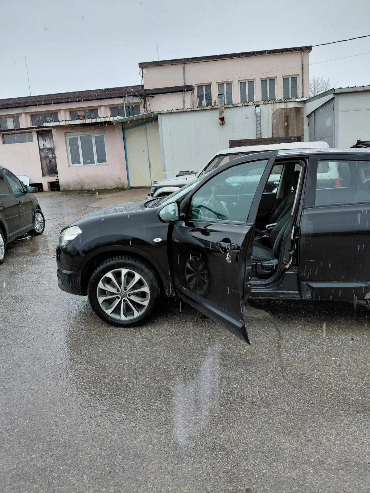 Nissan Qashqai 2.0dci 150 k.c 6c.k 4x4 | Mobile.bg � ����������� 2