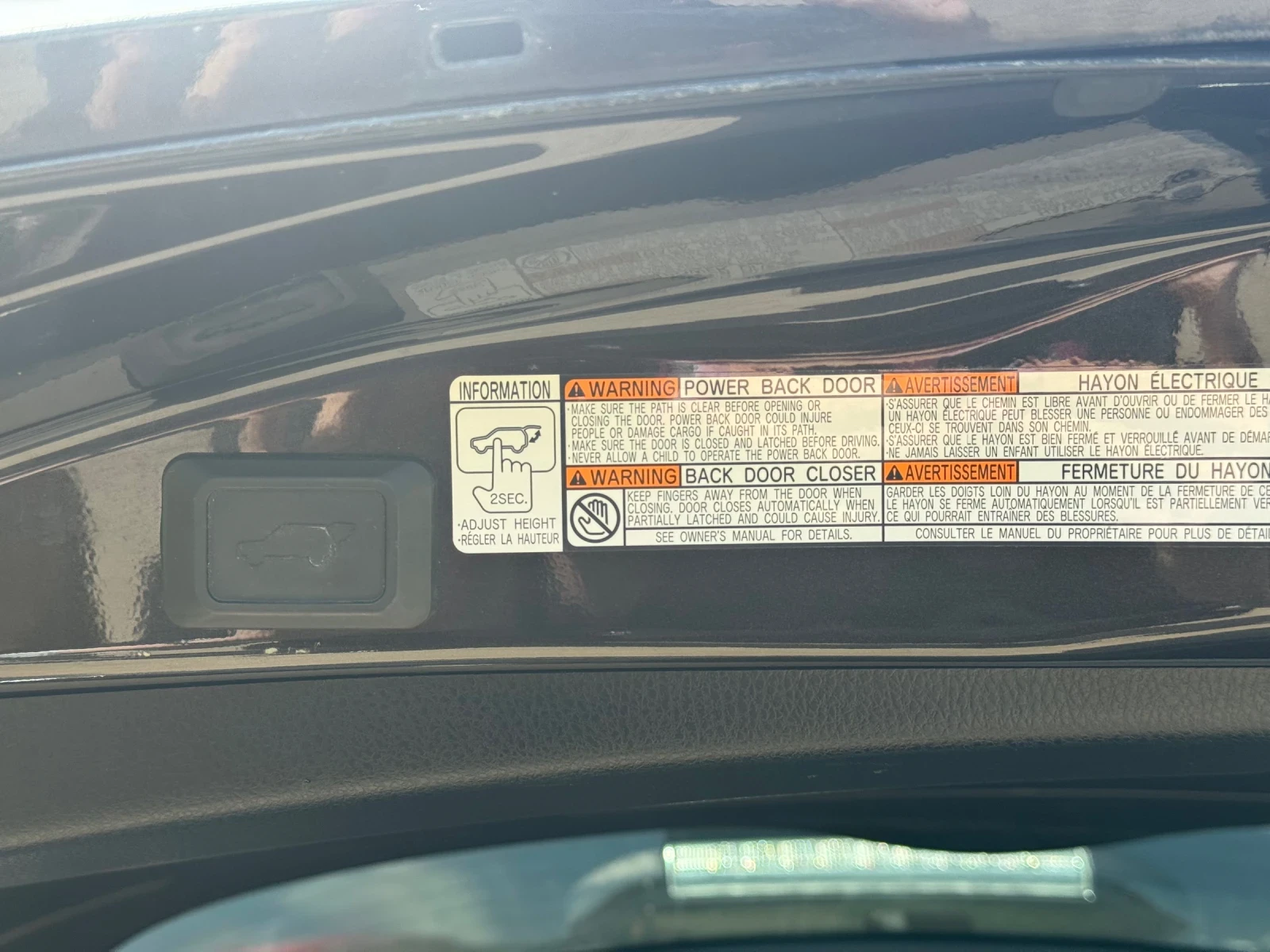 Toyota Rav4 Hybrid, снимка 9 - Автомобили и джипове - 54566629