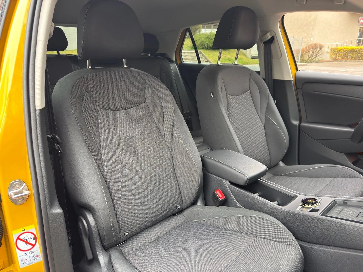 VW T-Roc | Mobile.bg � ����������� 9