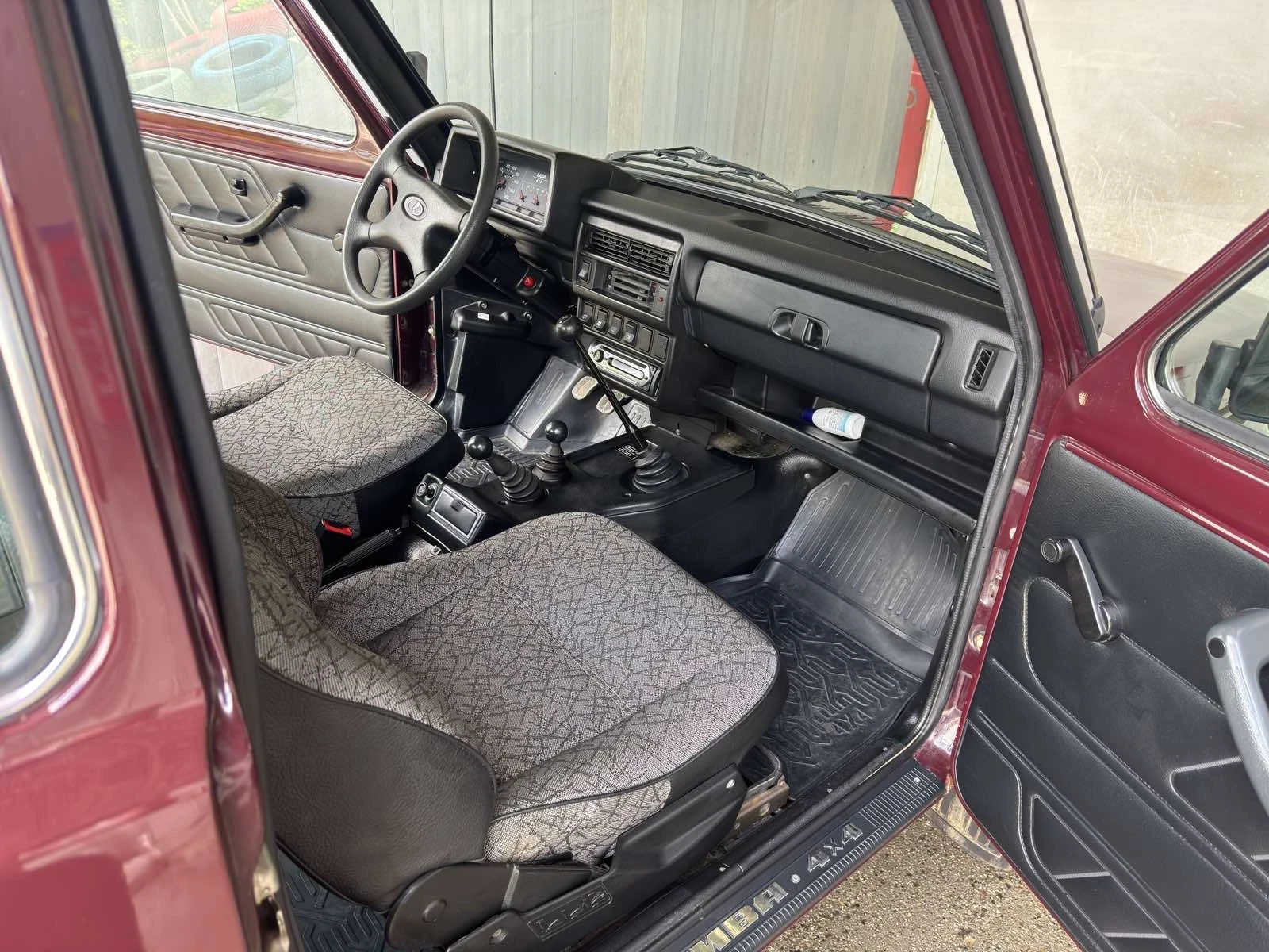 Lada Niva, снимка 16 - Автомобили и джипове - 54622639