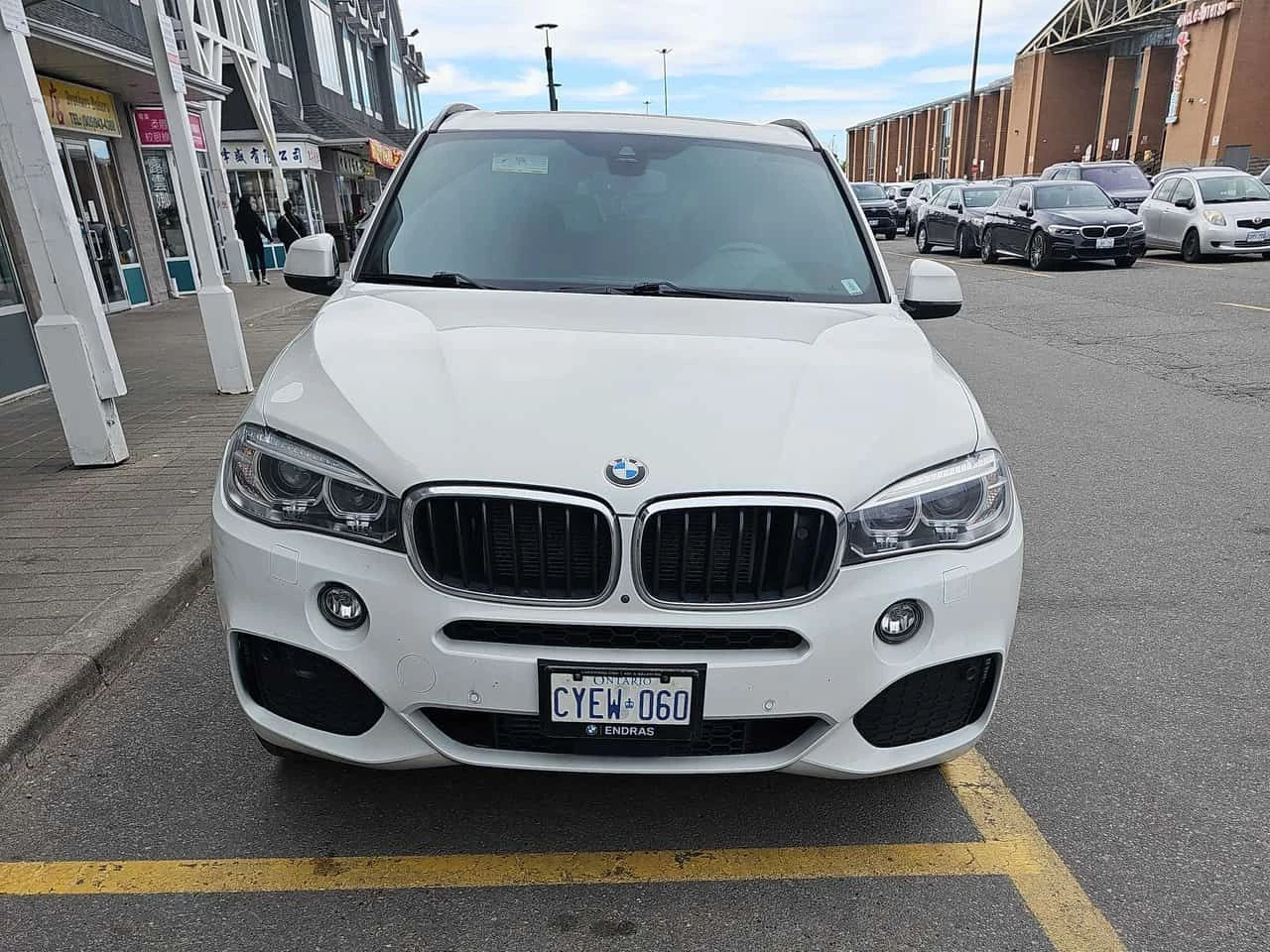 BMW X5 * xDrive35i * АВТОКРЕДИТ * ОТ ПРЕДСТАВИТЕЛСТВО, снимка 6 - Автомобили и джипове - 54635430