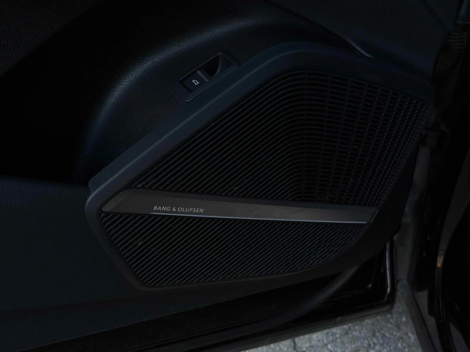 Audi SQ5 Technik/360/Pano/B&O, снимка 13 - Автомобили и джипове - 54972653