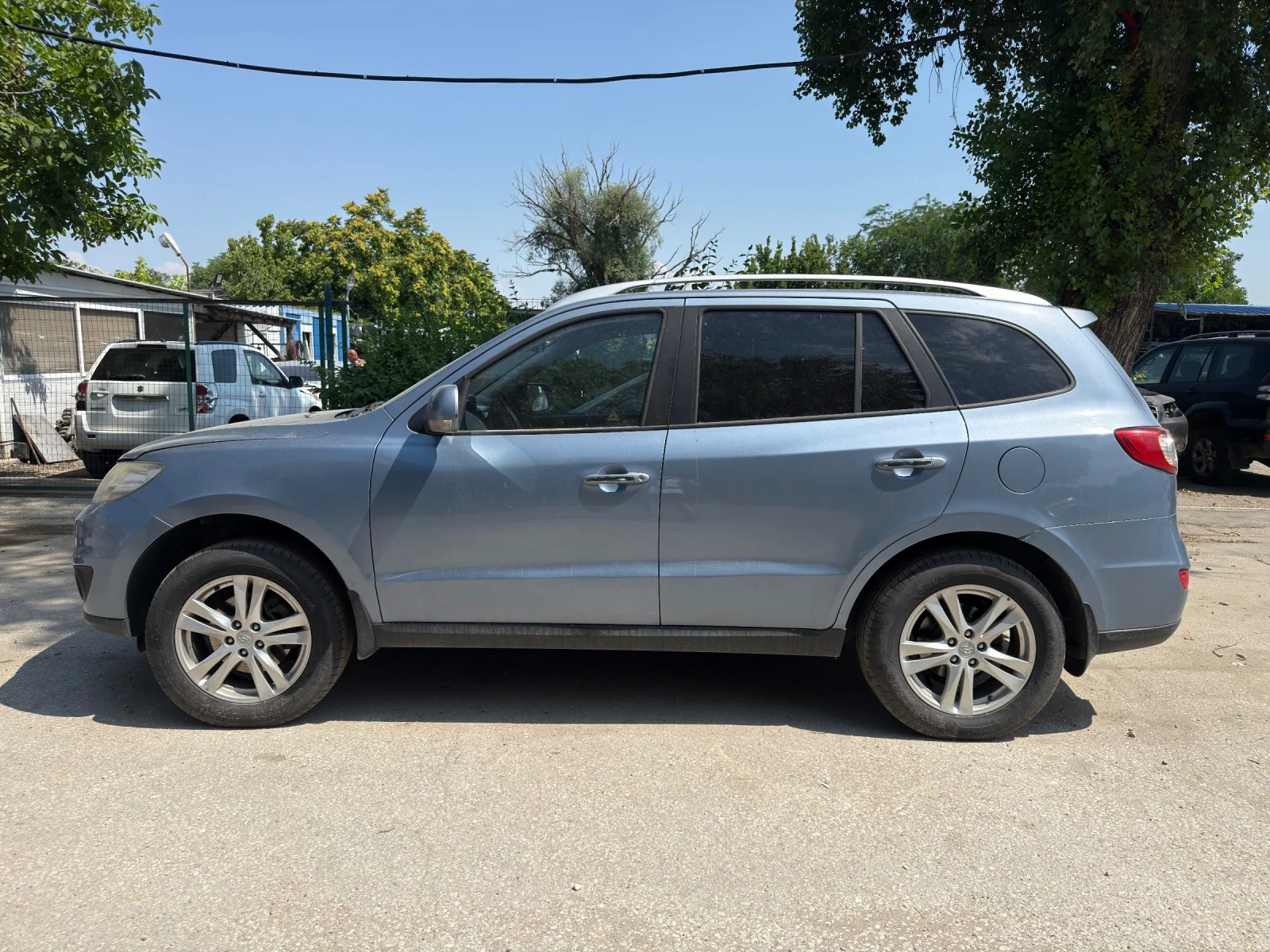 Hyundai Santa fe 2.0 CRDi, снимка 3 - Автомобили и джипове - 55114343