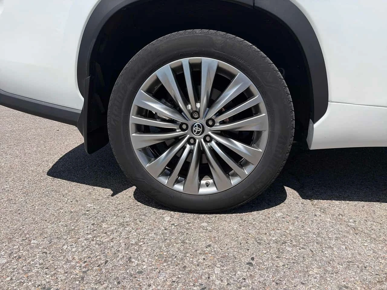 Toyota Highlander * AWD * CARFAX * JBL * HEAD UP * ОБДУХВАНЕ * , снимка 7 - Автомобили и джипове - 55175612