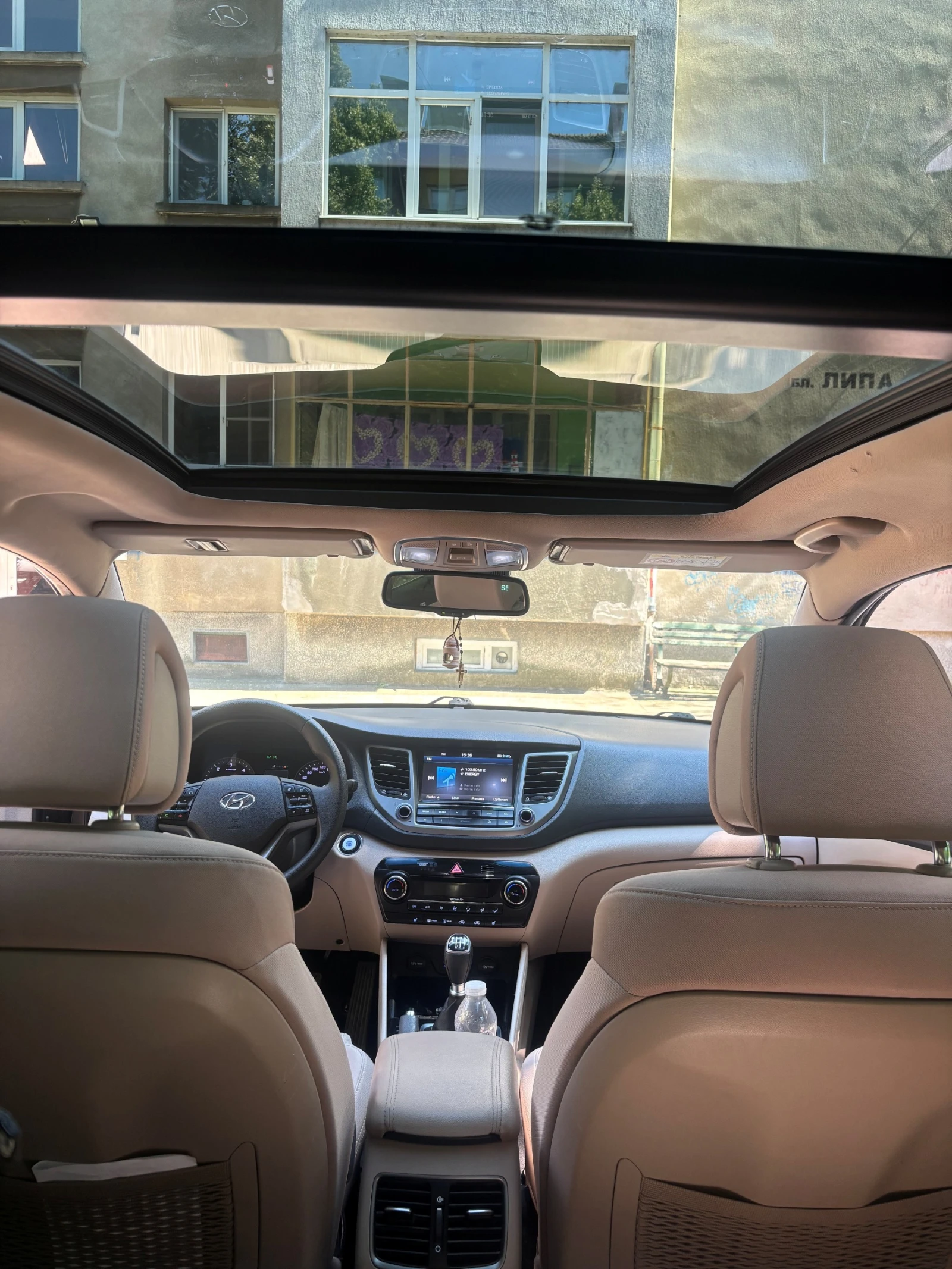 Hyundai Tucson 1.7 CRDI Xpossible , снимка 13 - Автомобили и джипове - 55464905