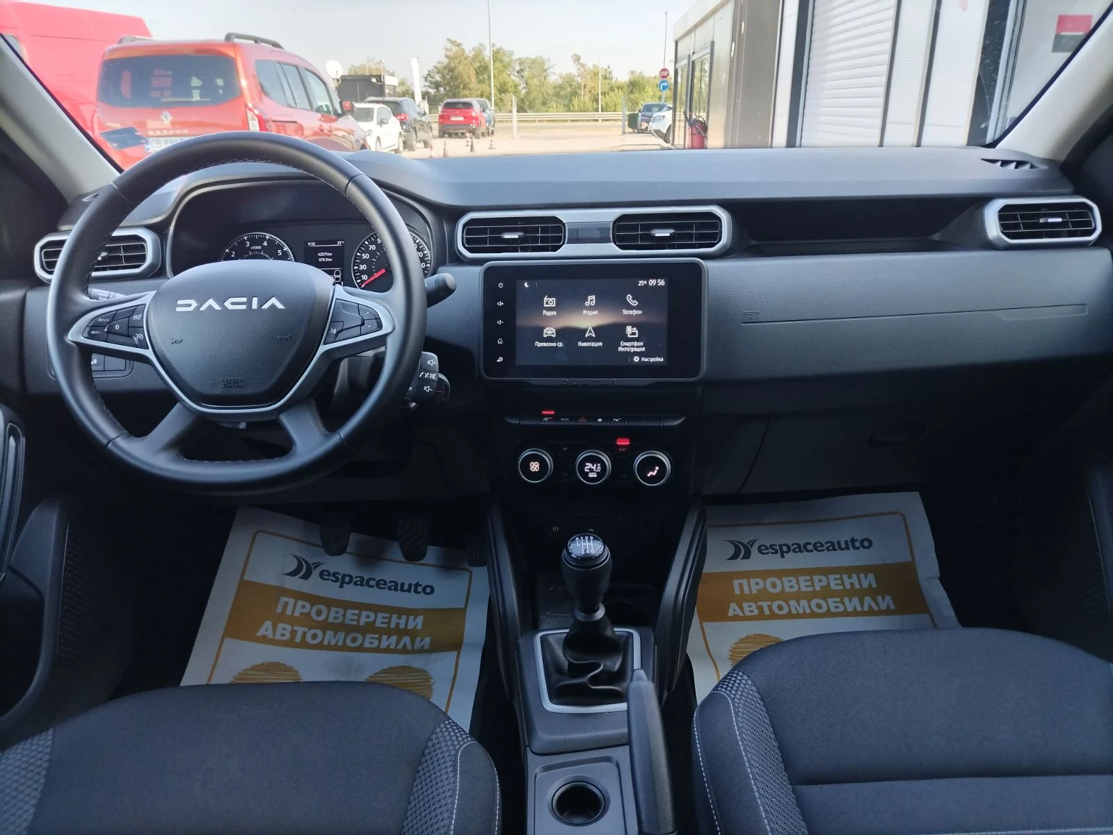 Dacia Duster 1.0Tce/100к.с./ECO-G/JOURNEY/Бензин+ Газ, снимка 9 - Автомобили и джипове - 55749518