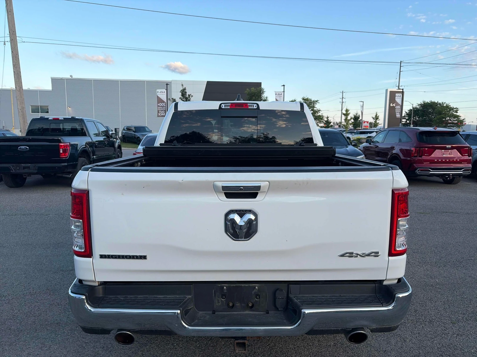 Dodge RAM 1500 * Big Horn * CARFAX * БЕЗ ПЪРВОНАЧАЛНА ВНОСКА, снимка 4 - Автомобили и джипове - 55842620