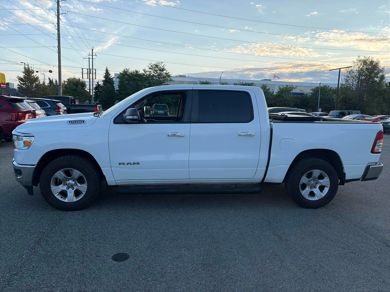 Dodge RAM 1500 * Big Horn * CARFAX * БЕЗ ПЪРВОНАЧАЛНА ВНОСКА, снимка 2 - Автомобили и джипове - 55842620