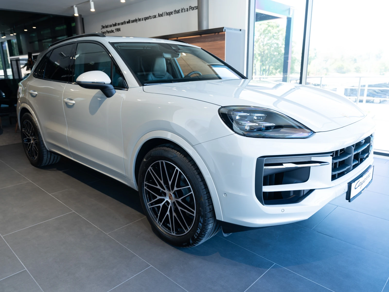 Porsche Cayenne, снимка 3 - Автомобили и джипове - 56265075