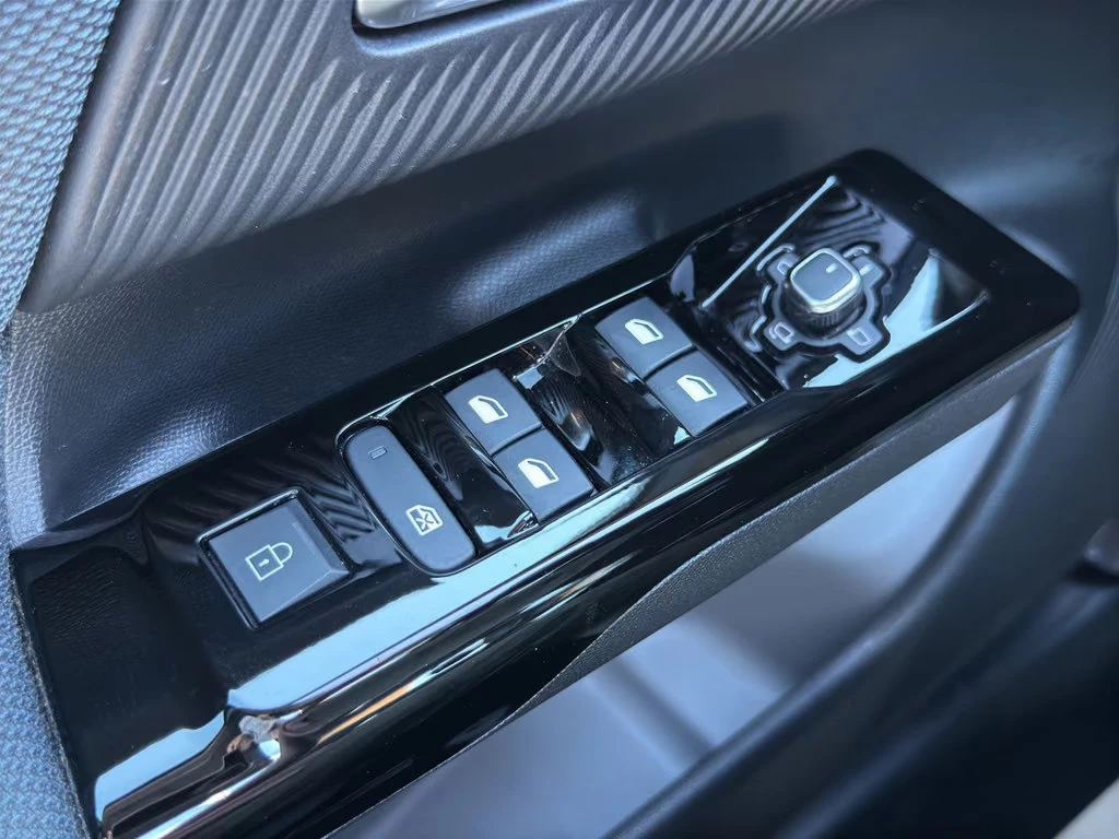 Citroen C5 Aircross MHEV/PLUS/145HP/E-DSC6/360/LED/CPLAY/KLESS/703q | Mobile.bg � ����������� 14