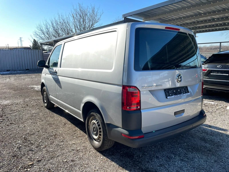 VW T6 2.0TDI/Auto/Парктроник/Навигация , снимка 7 - Бусове и автобуси - 52926940