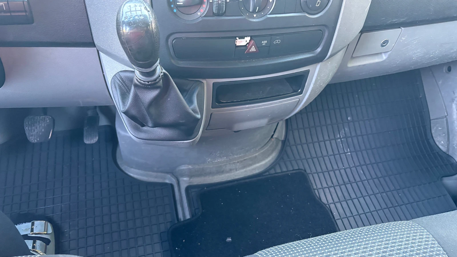 Mercedes-Benz Sprinter 316, снимка 6 - Бусове и автобуси - 55539626