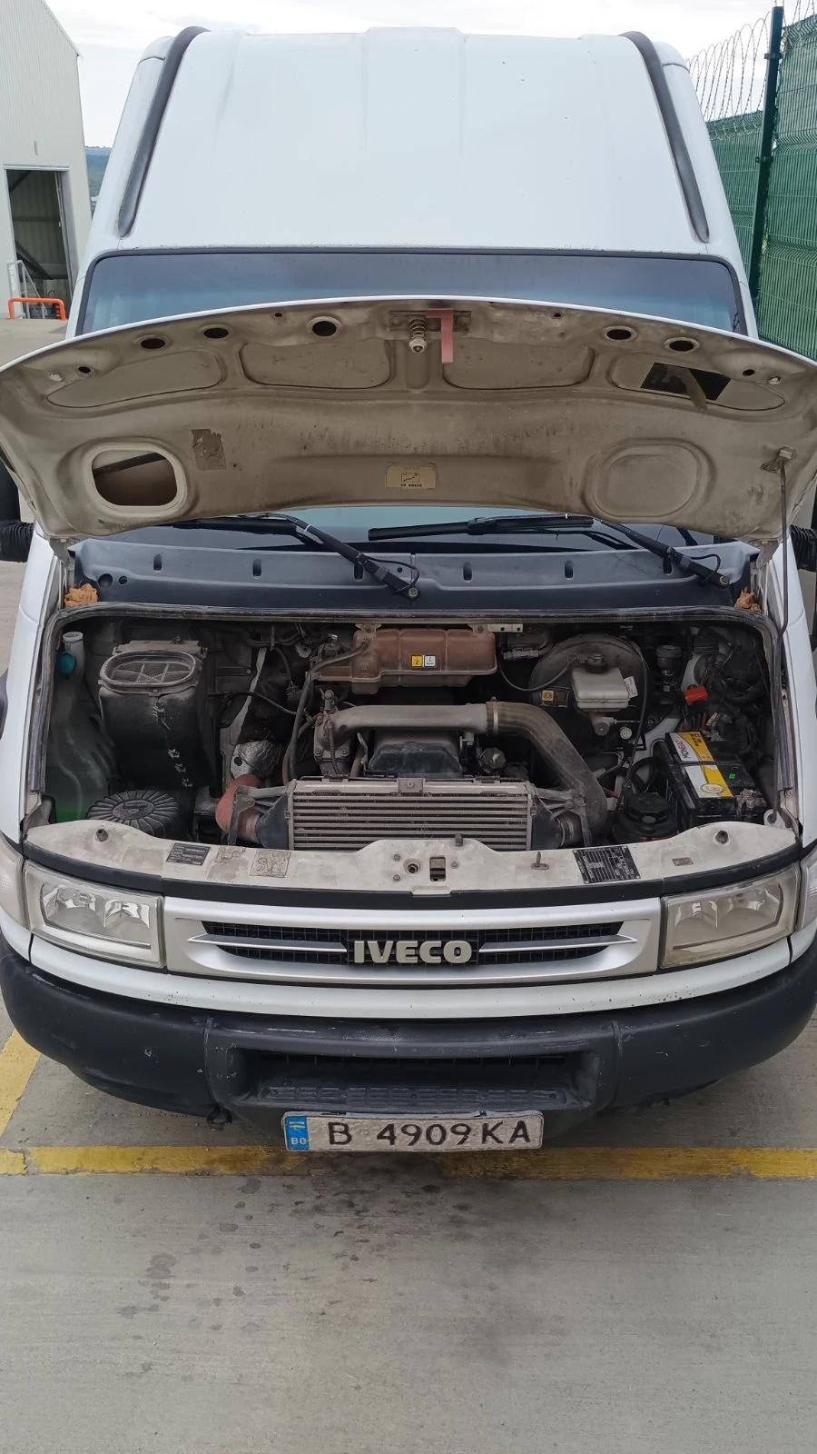 Iveco Daily, снимка 6 - Бусове и автобуси - 55799161